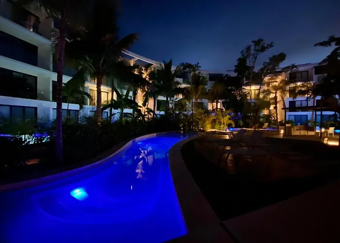 Central Park Lagunas Aparthotel